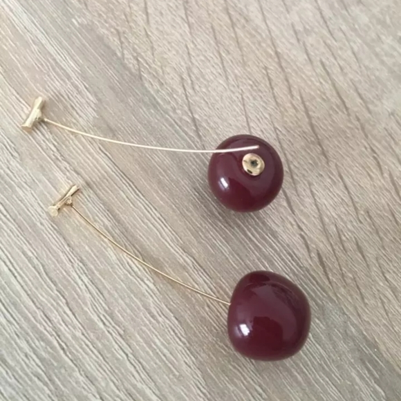 🍒NEW "MON CHE'RI"CHERRY EARRINGS - Picture 5 of 8